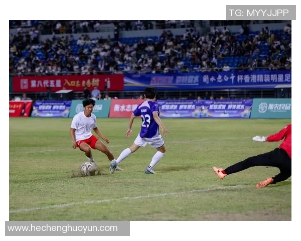 学足球明星穿搭技巧打造你的运动时尚风格与个性魅力